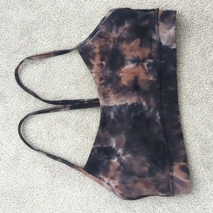 Lululemon flow y bra in diamond dye graphite grey pink in size 6